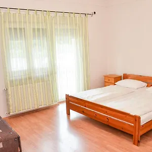 https://gabor-aron-apartman-hajduszoboszlo.hotels-hajduszoboszlo-hungary.com