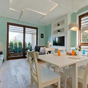 https://summermint-apartment.gdanskhotel.org