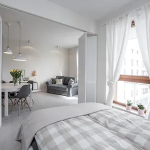 https://apartament-z-widokiem-na-dworek-apartment.gdanskhotel.org